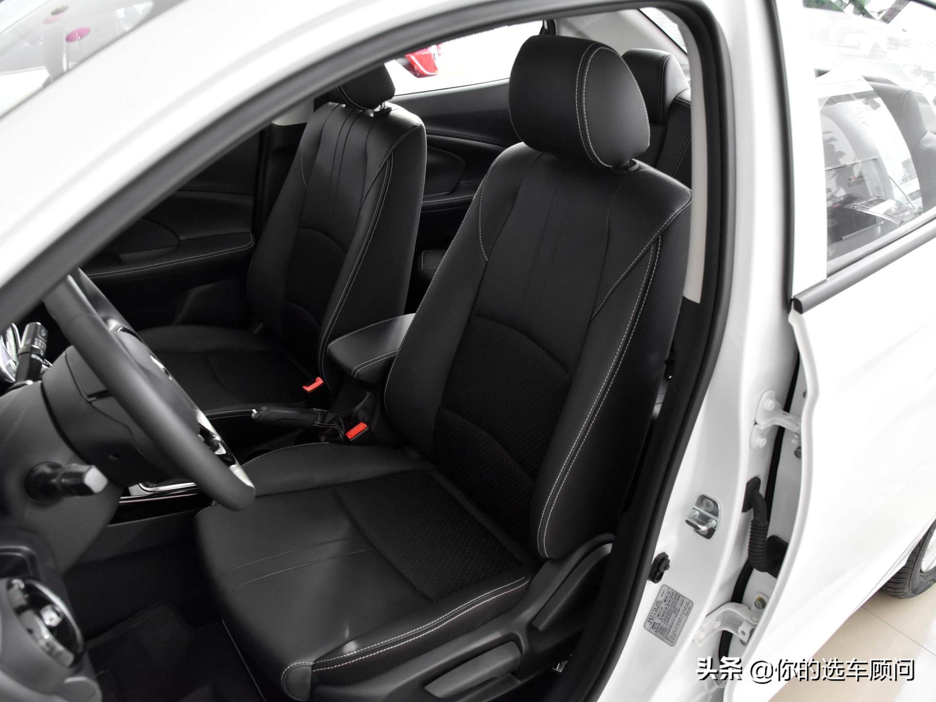 这款车空间怎么样,这款车的内部空间大吗