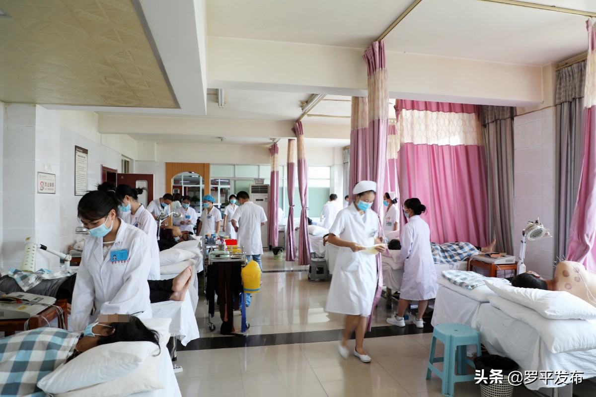 “针”情无限“灸”暖人心