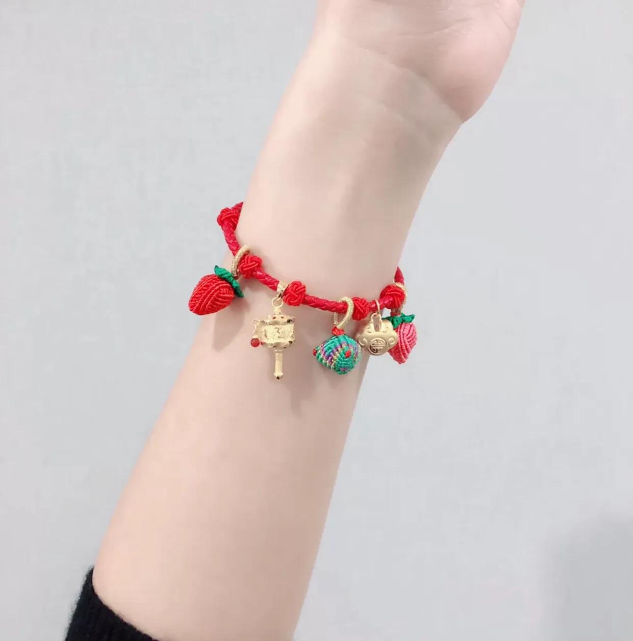 潮宏基hellokitty黄金手链,潮宏基金手链9999千足金