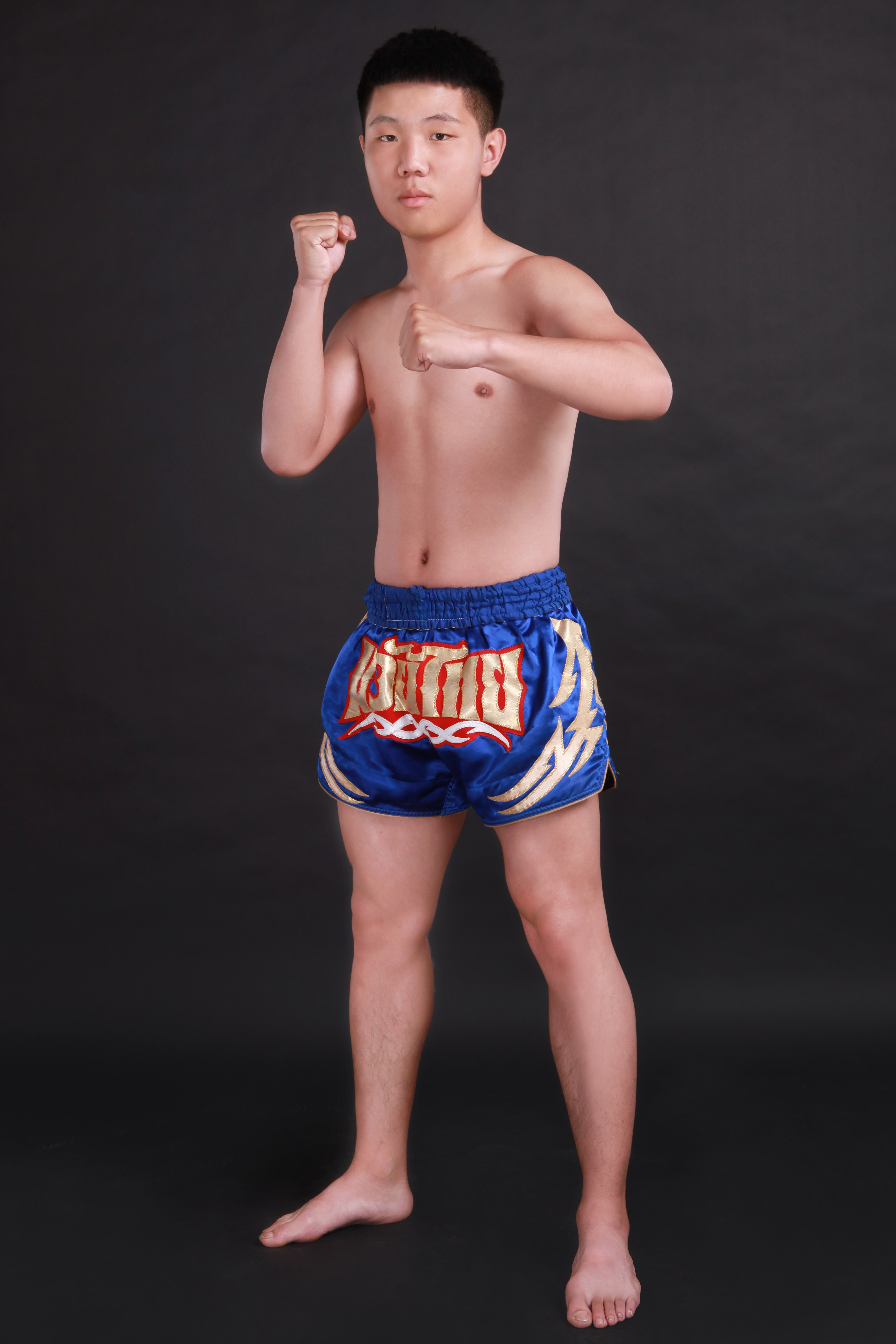 魔鬼八人战完整视频,魔鬼八人战直播现场