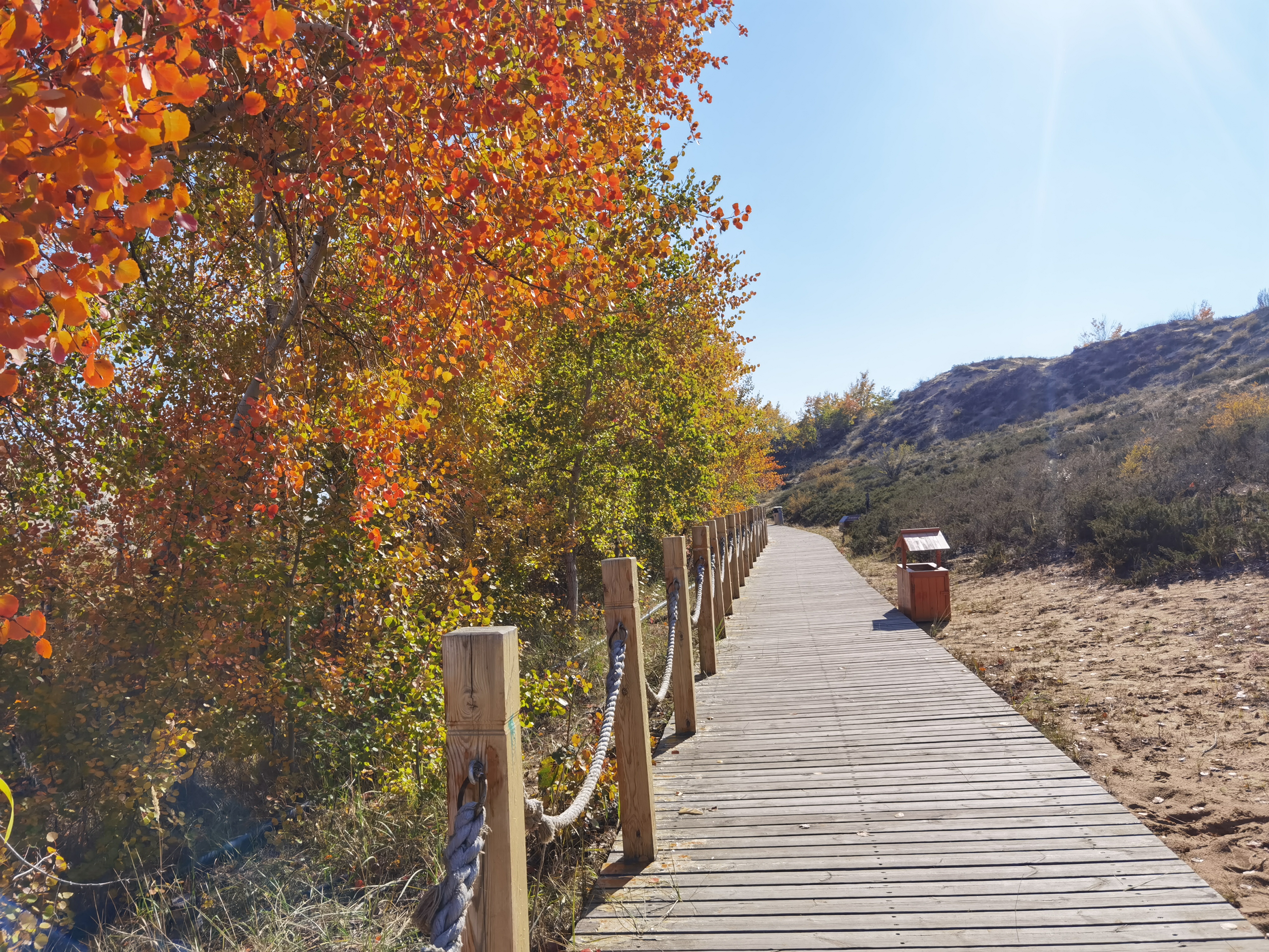 自驾游*疆新**：原来你是这样的白沙湖