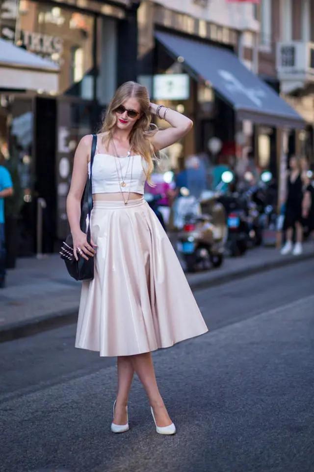 微胖女孩穿v领更显瘦吗,显腰线的白色v领长裙