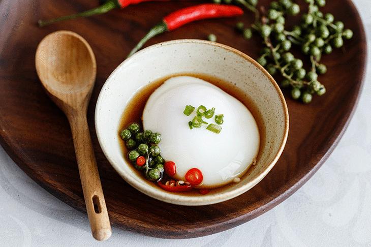 生鸡蛋能生吃吗,生鸡蛋能吃吗迷信说法