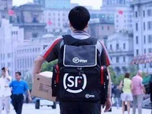 顺丰回应快递员私拆包裹,顺丰快递员工会私拆快递吗