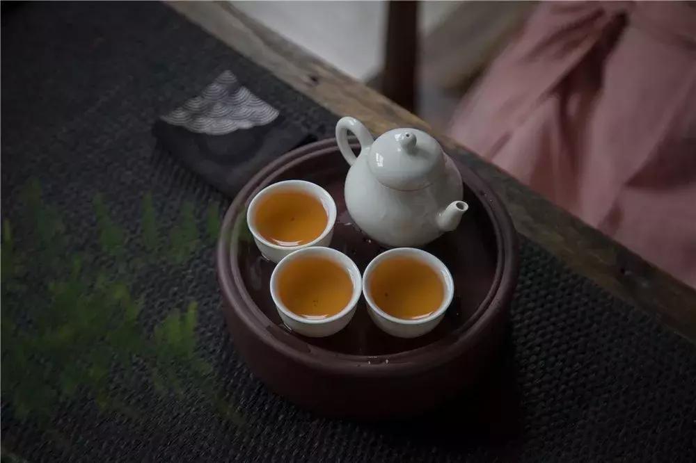 乌岽蜜兰香冲泡为什么会有苦涩感,乌岽老枞蜜兰香是什么茶