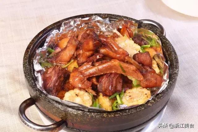 大厨分享15款石锅菜,商用东北石锅菜酱料配方