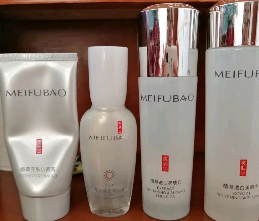 适合45到50岁女性的平价护肤品,50岁抗皱纹最好的护肤品平价