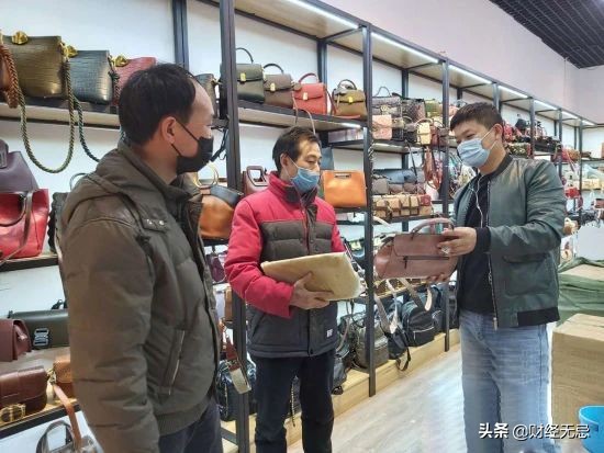 南义乌北白沟，商家都在直播带货自救，南北差异为何这么大?