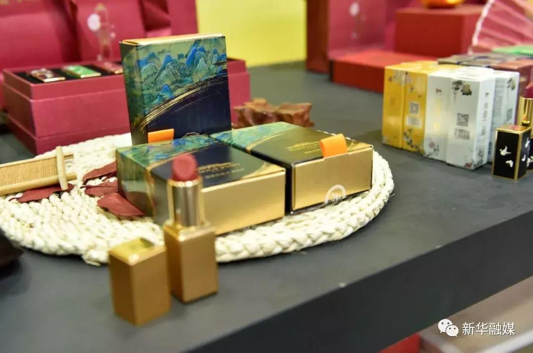 故宫口红惊艳世界的中国风,故宫口红文博会