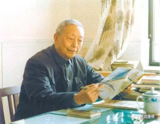 胡诌施佬的意思是什么,胡诌施佬