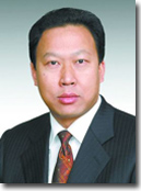 湖北一名副省级领导撰写读后感荐书：古树的情怀