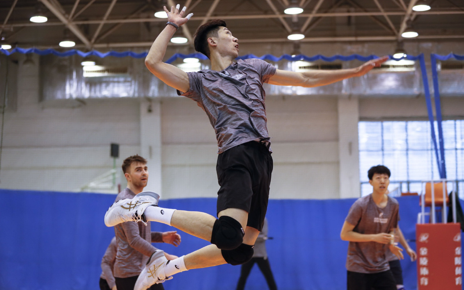 韩国男排联赛直播在哪看,世界男排联赛中国男排赛事直播