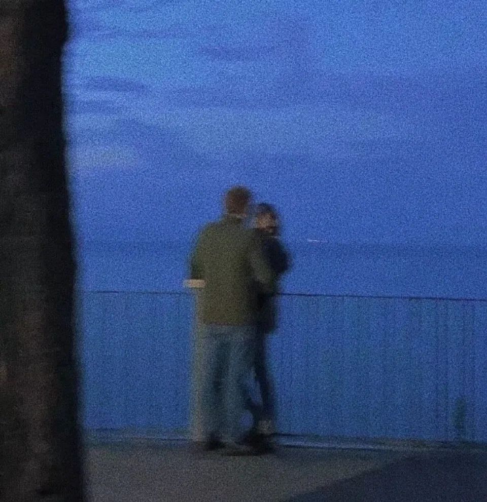 江小白金色庄园开会文案,江小白深夜的酒文案短句干净治愈