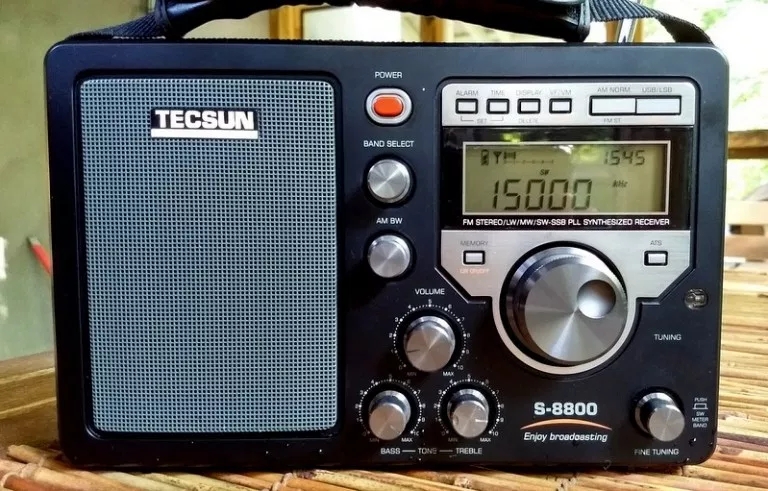 德生收音机对比评测,德劲收音机和德生收音机对比