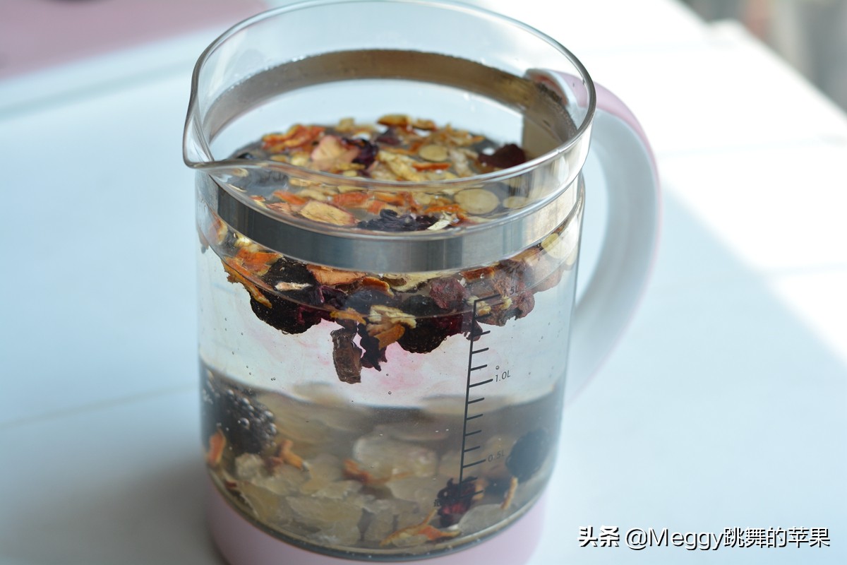 防暑降温中药凉茶配方,防暑祛湿中药茶饮方案