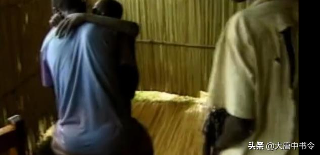 成天要打仗的人来看看！这些孩子，从不过六一！