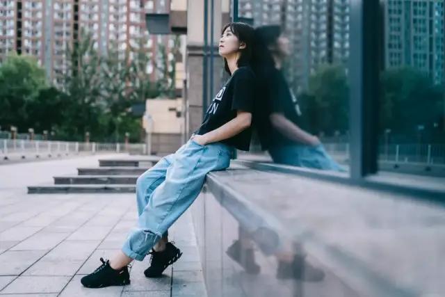 颜值与实用性兼备跑步鞋,爆发力强跑步鞋