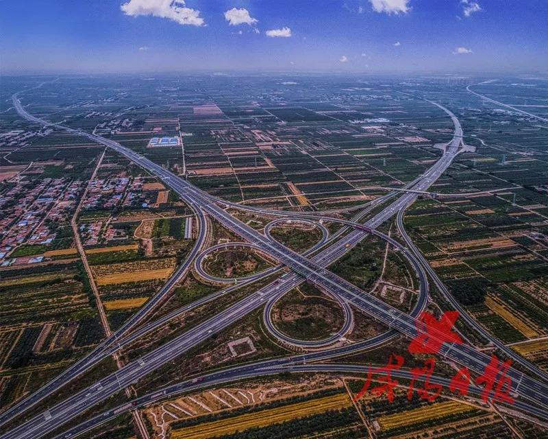 忆往昔岁月峥嵘看今朝风韵犹存,忆往昔岁月峥嵘看今朝成就辉煌