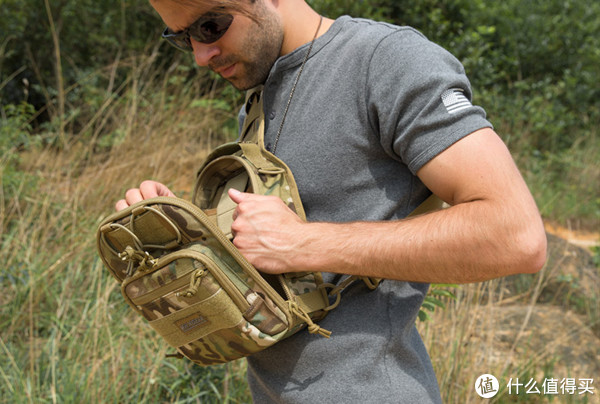 “钢铁直男”也应该拥有一个好看的包，10款百元男包推荐