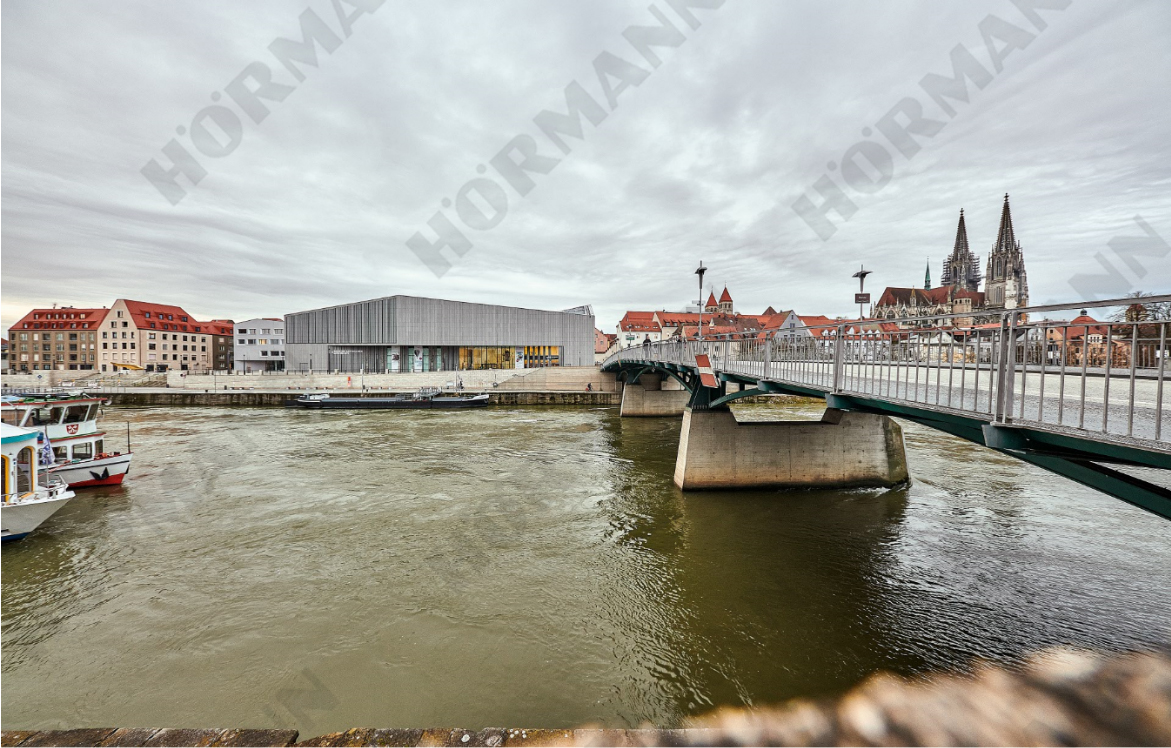 新巴伐利亚历史博物馆,雷根斯堡大教堂