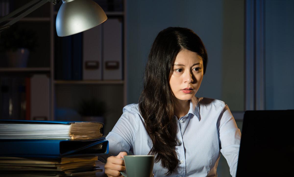 跟高人学学知识长见识,跟着高人学做人学做事的句子