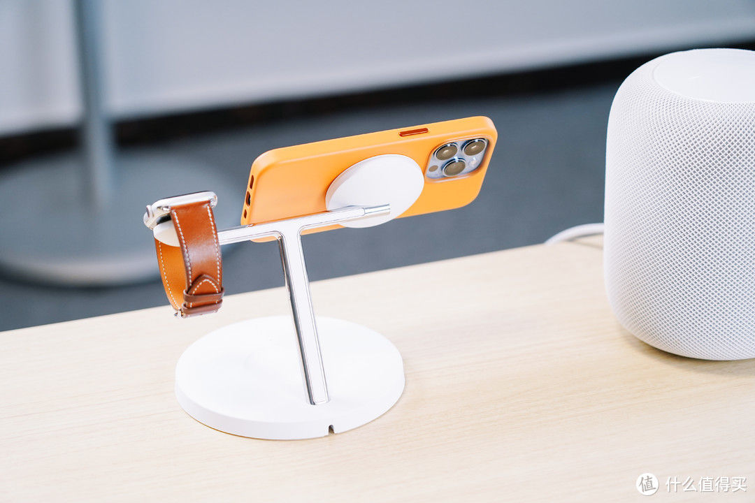 iphone13pro后盖苹果标,iphone13pro换电芯使用感受