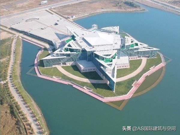 世界公认四大奇葩建筑,世界上最奇葩的建筑让人忍无可忍