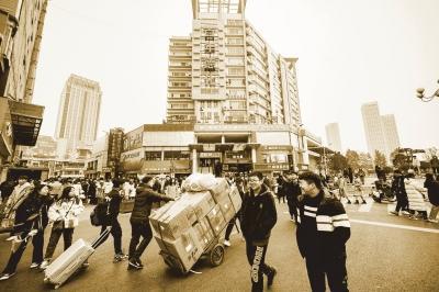 郑州服装批发市场的发展历程,从三足鼎立到四方竞逐