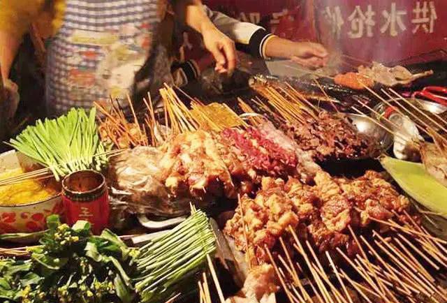 客人吃饭900元不买单的人怎么处理,去店里吃饭不买单怎么办