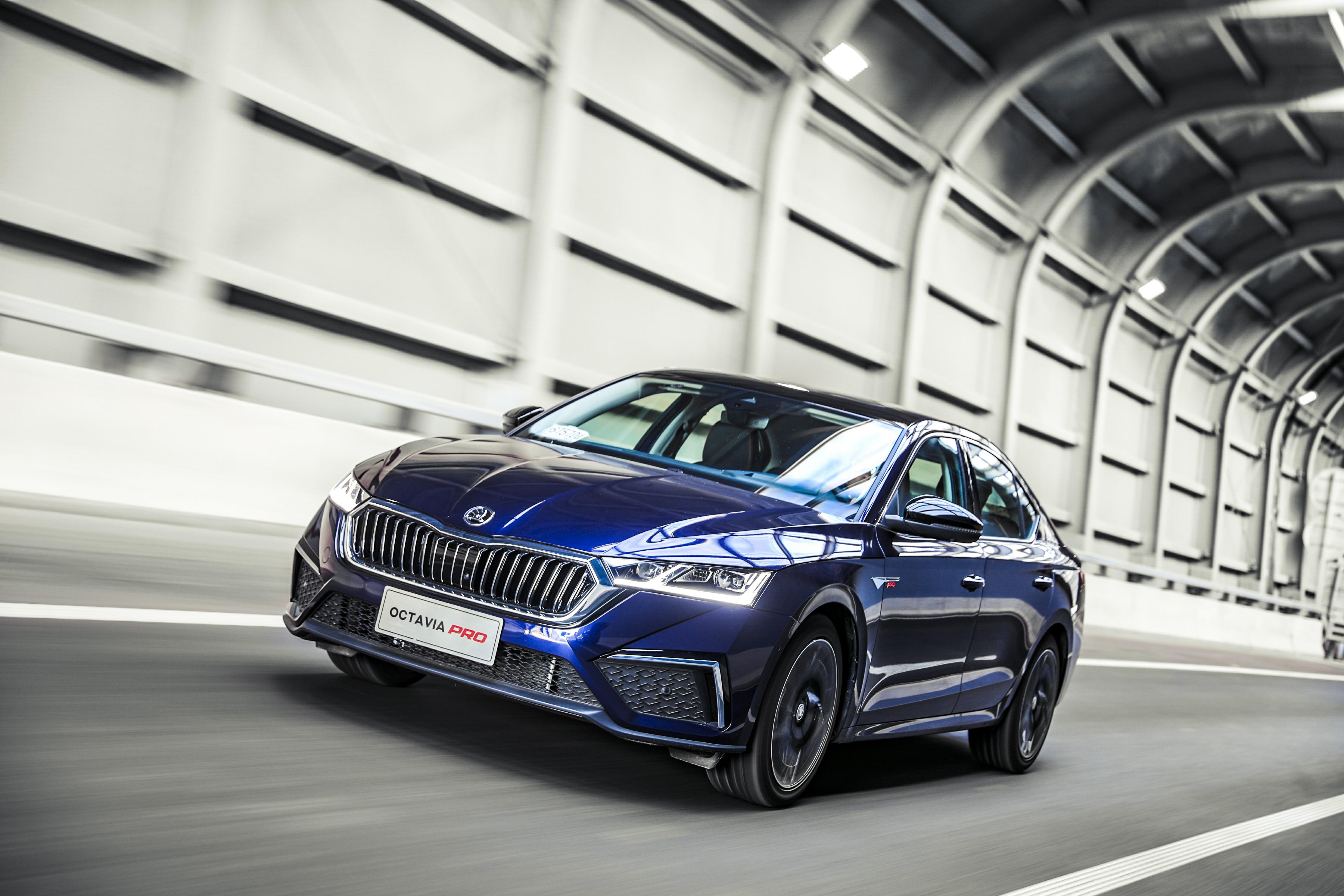 斯柯达明锐1.6和速腾发动机一样吗,斯柯达新明锐和速腾对比