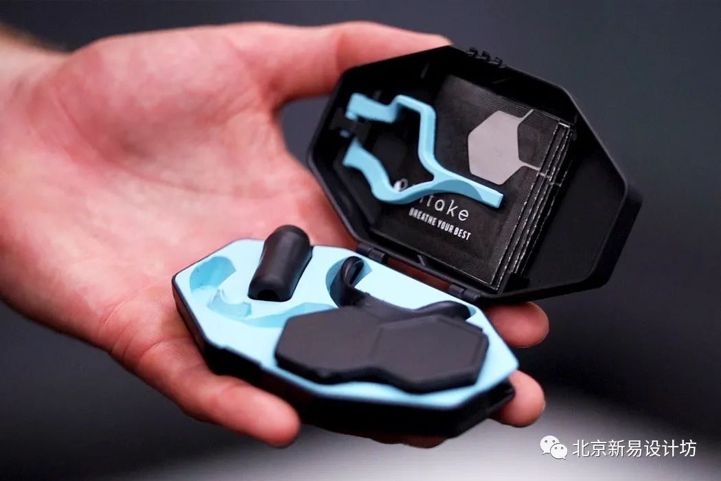 人性化多元化和实用性的健身器材,高科技有未来设计感的健身器材