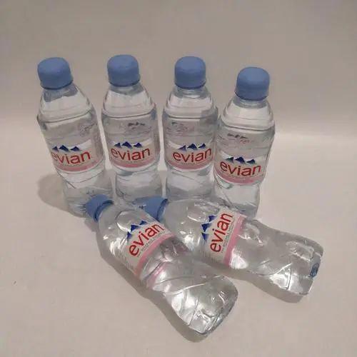 依云矿泉水为什么降价了,依云水最新事件