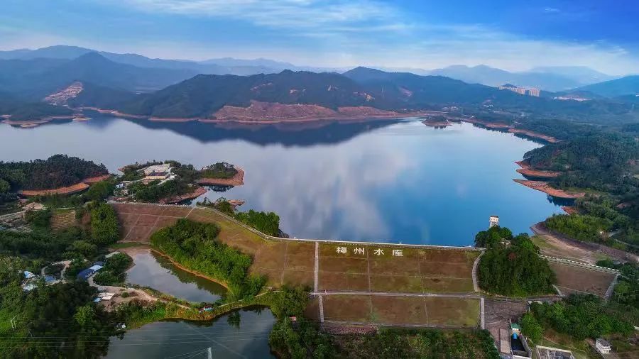 以旅游为支柱的县城发展前景,龙门旅游业的发展