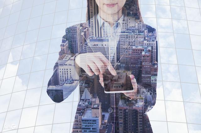 小说：村寡妇被混混下药后口吐白沫，小伙怒了，直接一脚把他踹飞