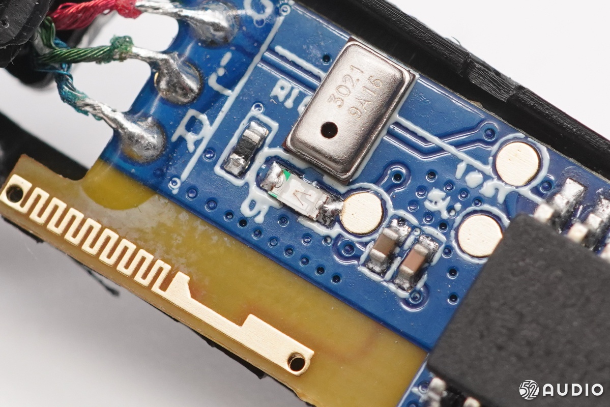 绿联车载蓝牙接收器怎么连接,绿联蓝牙音频接收器拆解