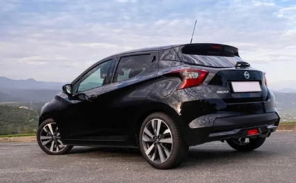 日产骊威和飞度哪个油耗低,日产比本田省油