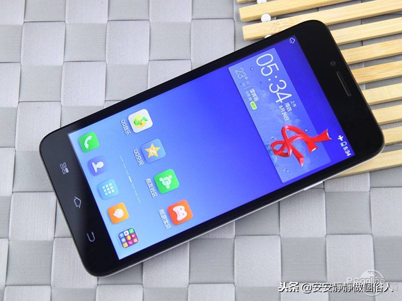 你还记得你玩过多少款游戏吗,你还记得你用过的第一台手机吗