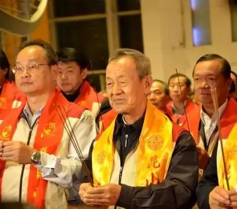 “鞋王”蔡其瑞：很多人拜他为师，连郭台铭都要向他取经