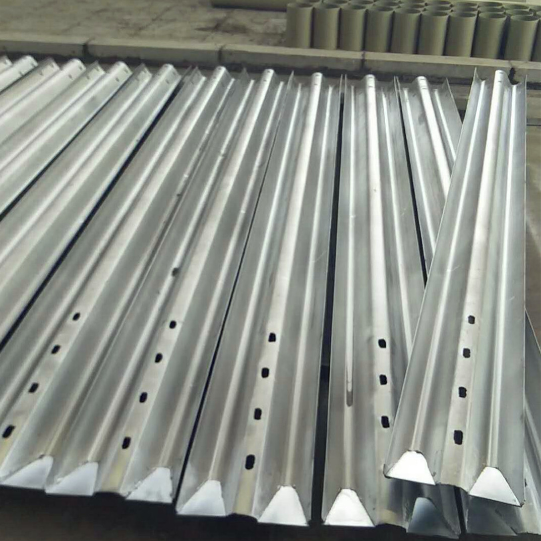 波形护栏板基本知识,湛江护栏板波形护栏板