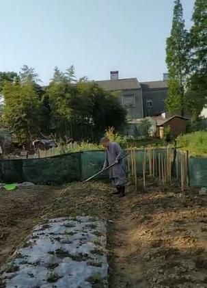 抢抓农时开展农业生产,农民纷纷抢抓春耕生产有利时机