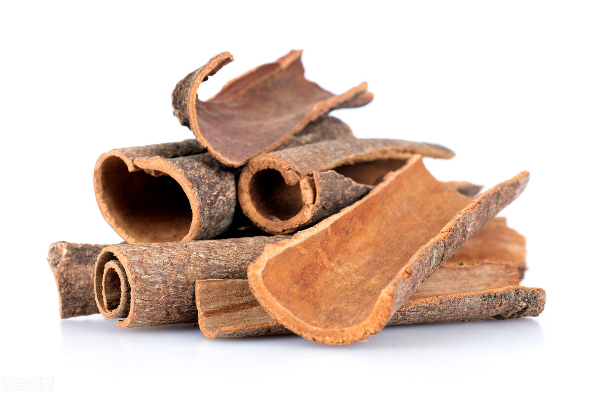 炖骨头怎么炖得又烂又香呢,家常炖大骨头放什么料