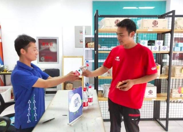 超市上班做副业累不累,超市兼职一般都做什么的