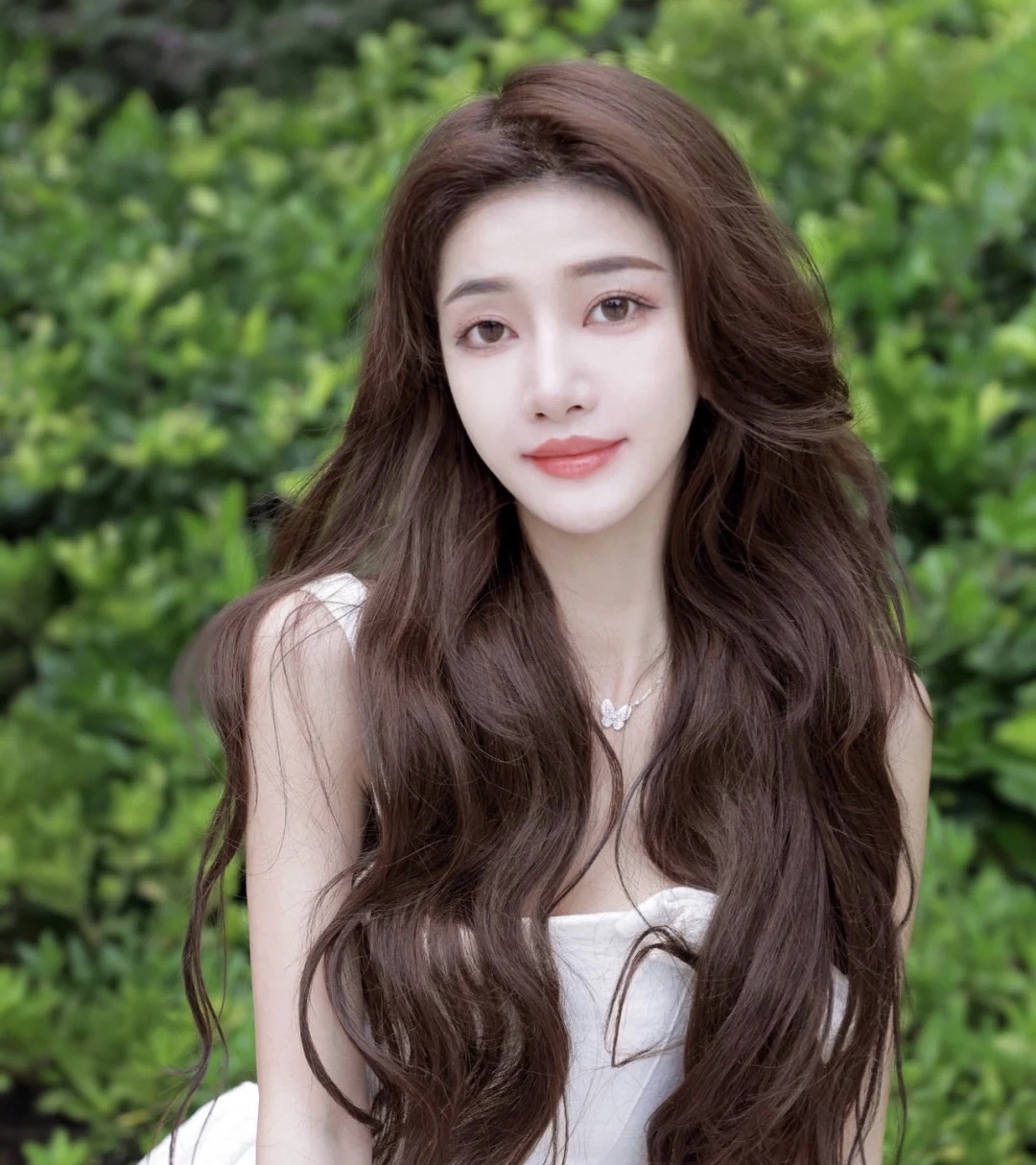 头发稀疏怎么变浓密吃什么药,头发稀疏有什么办法让头发变浓密