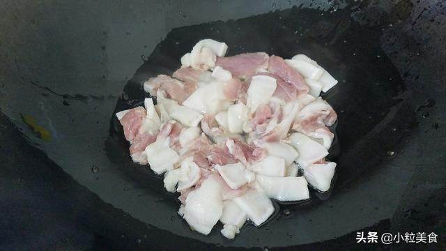 豆腐炖鱼怎么做好吃又简单视频,酸菜豆腐炖鱼汤的做法大全家常