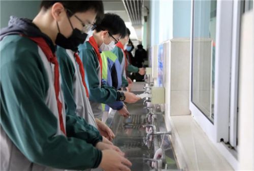 天气太炎热儿童如何防止中暑,天太热小孩吃什么预防中暑