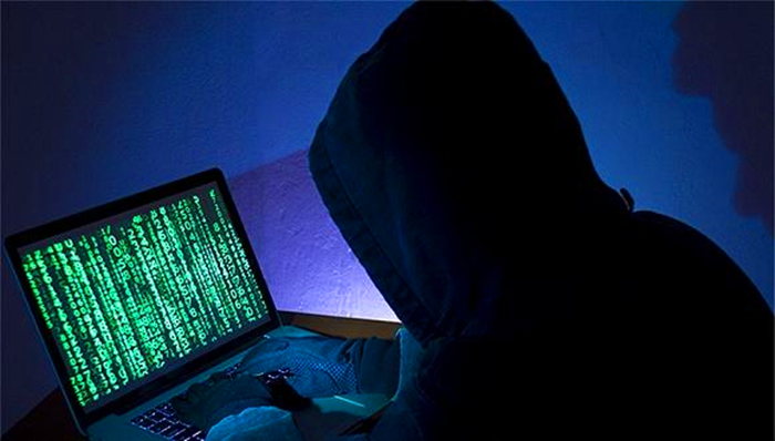 国安部公布间谍抓捕画面,国安部：警惕电子设备成网络间谍