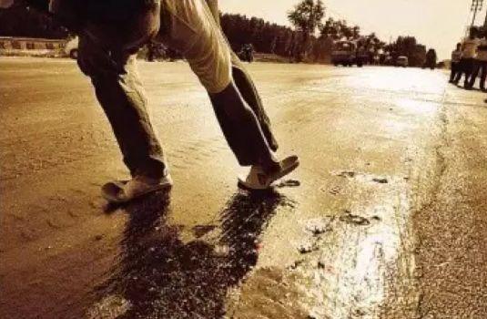 彪马拖鞋发黄怎么办,彪马拖鞋能不能碰水