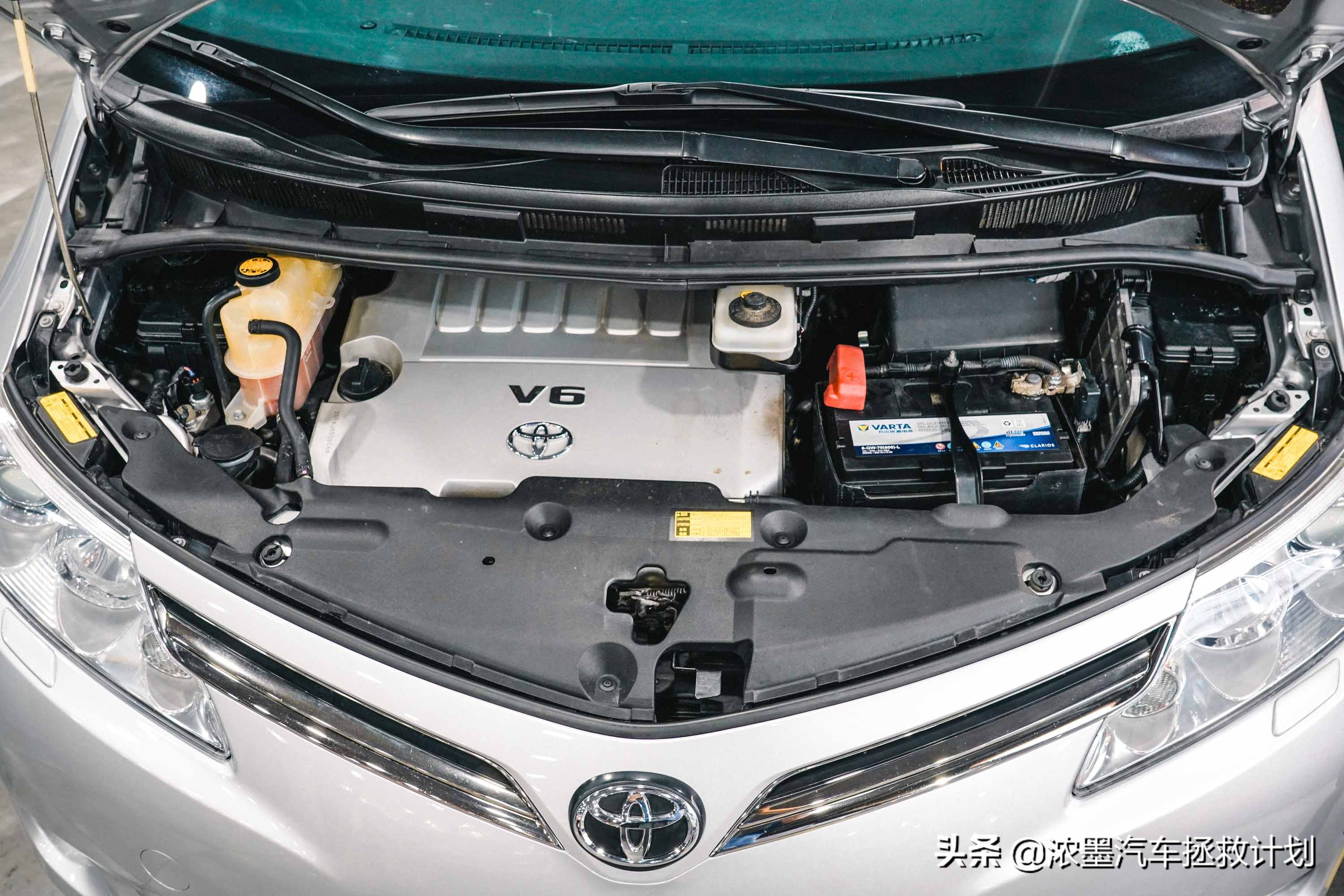 一代经典丰田普瑞维亚,丰田普瑞维亚依然经典