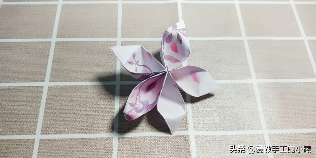 五瓣花折纸简单教程,五瓣花折纸教程视频简单又好看