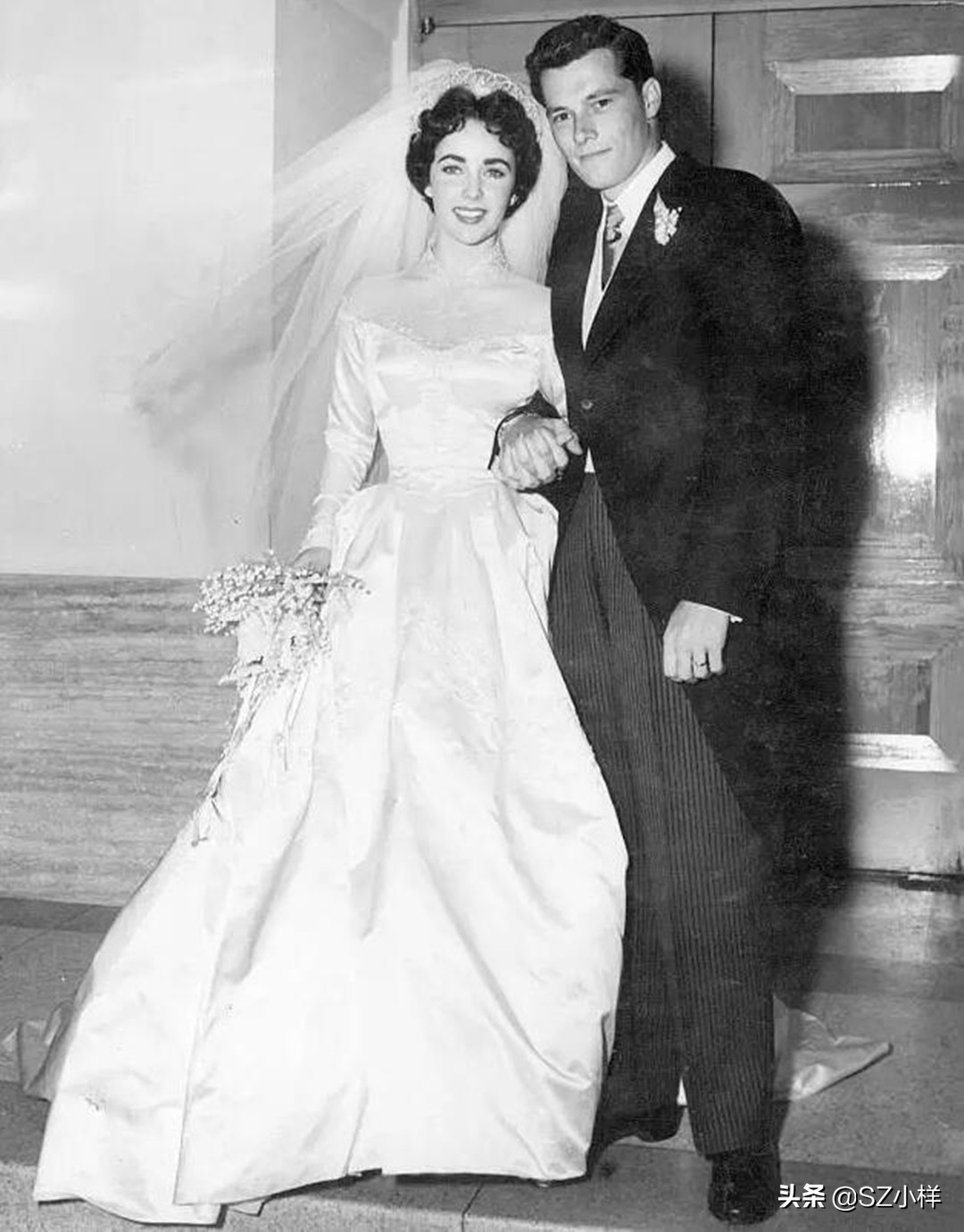 伊丽莎白泰勒传奇人生,伊丽莎白泰勒戴钻石